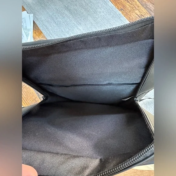 Rains Trail Backpack Black - Picture 4 of 4